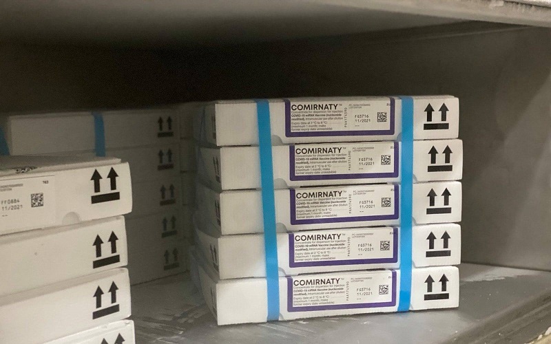 Peste 50 de mii de doze de vaccin Pfizer/BioNTech au ajuns la Chișinău