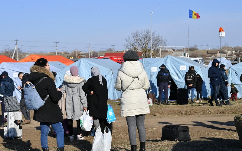 Ministerul Sănătății: Toți refugiații cu simptome de Covid-19 sunt testați și izolați. 48 de refugiați confirmați cu Sars-Cov-2