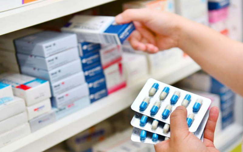 Un nou Regulament de înregistrare a prețului de producător la medicamente. O comisie de la Agenția Medicamentului va câștiga drepturi exclusive de negociere a prețurilor