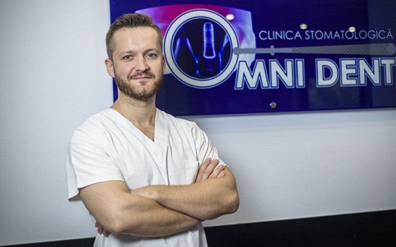 Noile tehnologii în stomatologie, explicate de doctorandul Stanislav Strîșca