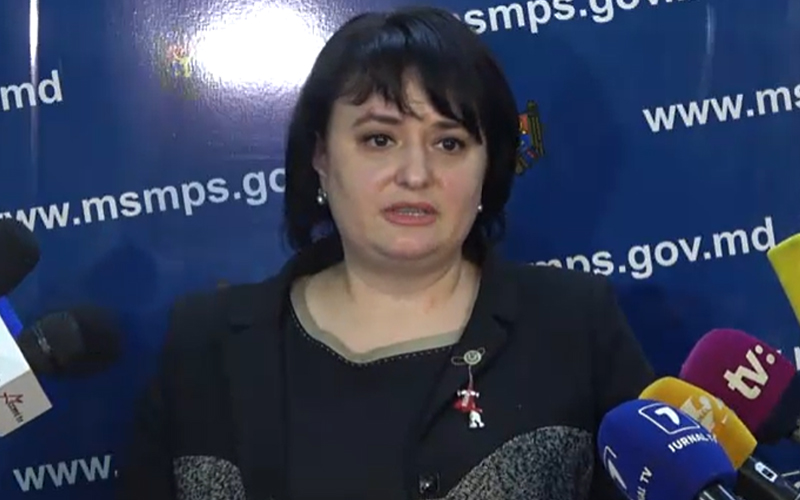 Viorica Dumbrăveanu: „Avem încă trei cazuri suspecte de COVID19. Nu putem găsi încă 14 pasageri ai avionului cu care a zburat femeia infectată cu acest virus”
