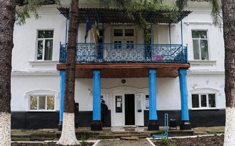 73 de beneficiari din 231 de la Internatul Psihoneurologic din Brânzeni sunt infectați cu Covid-19