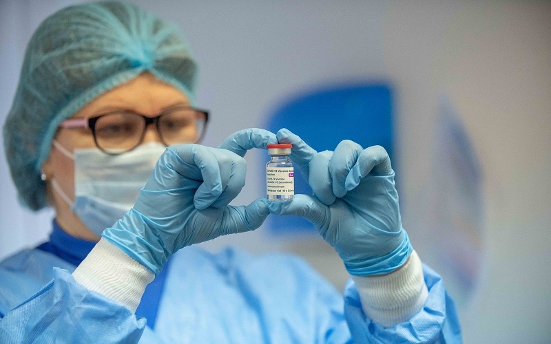 Ministerul Sănătății vede rațională administrarea celei de-a treia doză de vaccin anti-Covid cadrelor medicale 