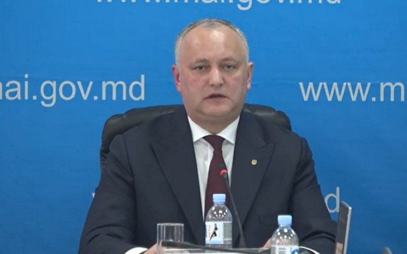 Statul condiționează tratamentul la Covid-19. Moldovenii care revin în țară să-și cumpere poliță medicală, cere președintele Igor Dodon
